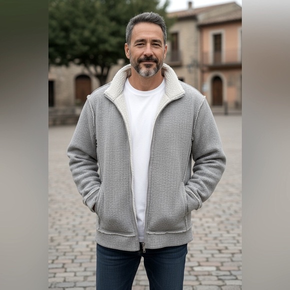 Like New DKNY Active Men's Distressed Fleece Jacket - Picture 6 of 7